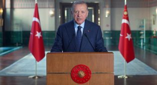Cumhurbaşkanı Erdoğan: Tarihi bir ana şahitlik ediyoruz
