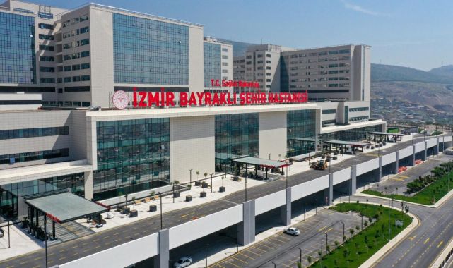 Ege Bölgesi'nin en büyük hastanesinin açılışı bugün yapılacak