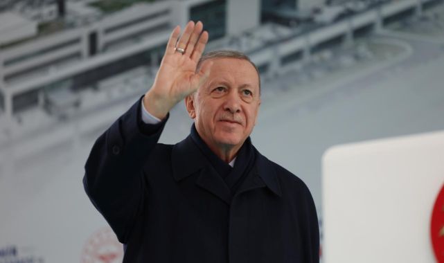 Erdoğan: Önümüzdeki ay kamuya 35 bin sağlık personeli daha alıyoruz