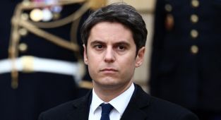 Fransa'da Gabriel Attal başbakanlık görevine başladı