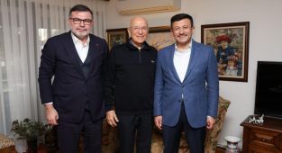 Hamza Dağ İzmir’in eski başkanlarını ziyaret etti