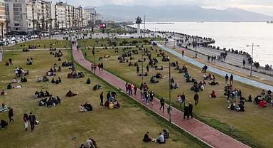 İzmir'de deprem!