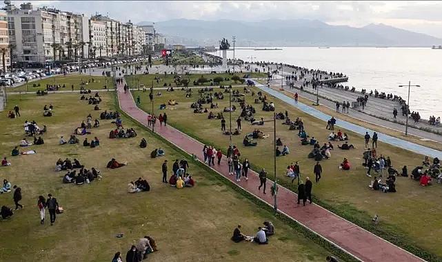 İzmir'de deprem!