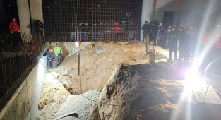 Tekirdağda fabrika inşaatında göçük: 2 işçi toprak altında kaldı