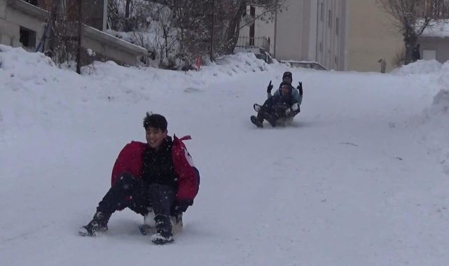 Tunceli ve Bingöl'ün bazı ilçelerinde okullara kar tatili