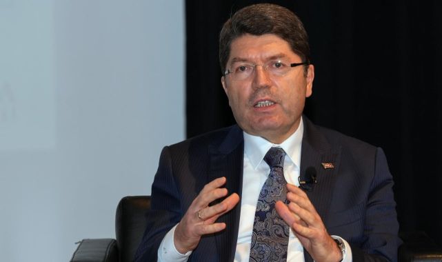 Bakan Tunç: Darbe, milli irade hırsızlığıdır