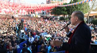 Cumhurbaşkanı Erdoğan: İstanbul'u kaybedeceklerini görünce sağa sola saldırıyorlar