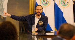 El Salvador'da Devlet Başkanı Nayib Bukele, yeniden seçildiğini duyurdu
