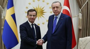 Erdoğan, İsveç Başbakanı ile görüştü