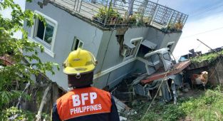 Filipinler'de 5,4 büyüklüğünde deprem