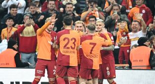 Galatasaray zirve yarışını sürdürdü