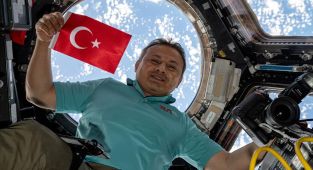 Gezeravcı uzayda bilim dünyasına ışık tutacak deneylere imza attı