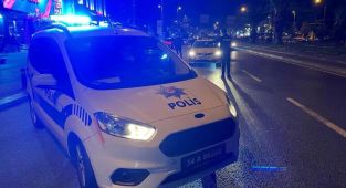 İstanbul'da polise ateş açan şüpheliler yakalandı