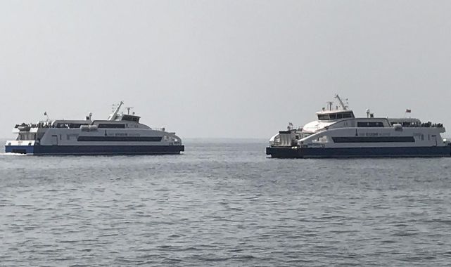 İzmir'de vapur seferlerine olumsuz hava engeli