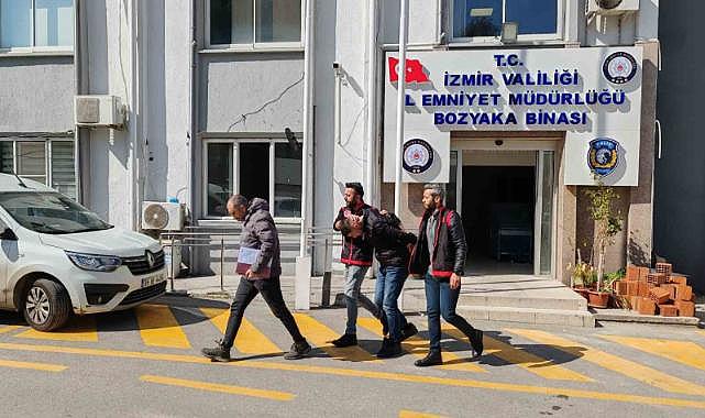Karabağlar'da kız yüzünden cinayet