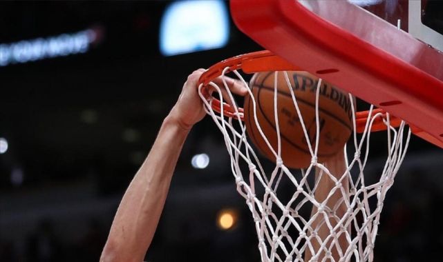 Lakers, Pelicans'ı rahat geçti