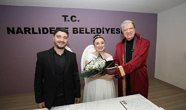 Narlıdere'de çiftlere 14 Şubat sürprizi
