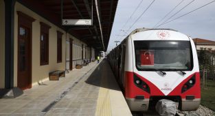 Sirkec iKazlıçeşme Raylı Sistem Hattı yarın açılacak