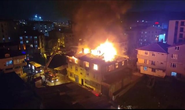Tuzla'da binada çıkan yangın söndürüldü