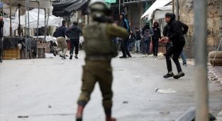 Yahudi işgalciler ocak ayında Mescidi Aksa'ya 22 baskın düzenledi