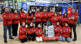 ABD'deki robot yarışmasında kız öğrencilerden oluşan Türk takımı ödül aldı
