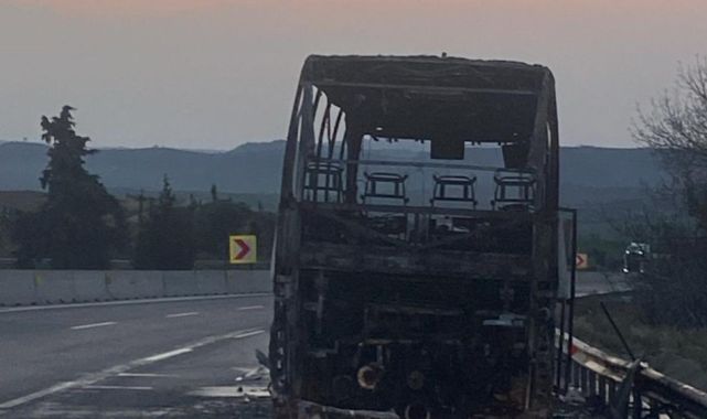 Adana'da yolcu otobüsünde çıkan yangın söndürüldü