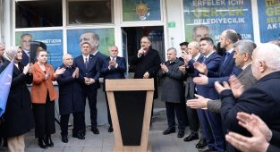 Bakan Özhaseki: Her ay 1015 bin deprem konutunun teslimini sürdüreceğiz