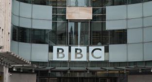 BBC, İsrail lehine taraflı yayın hatasını kabul etti