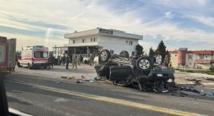 Cumhurbaşkanı Erdoğanın koruma ekibinin geçirdiği kazada yaralanan polis şehit oldu