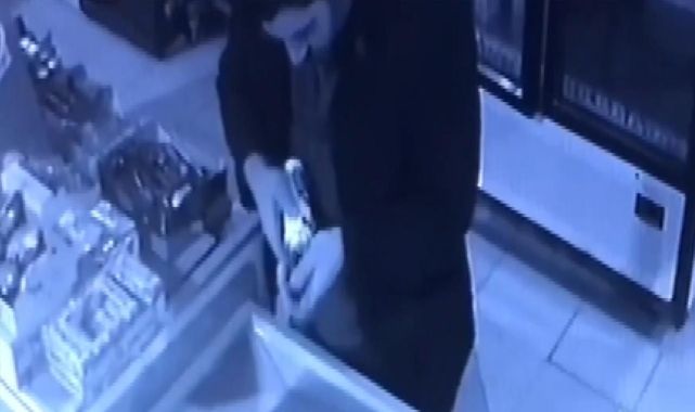 Gaz doldurulan çakmak böyle patladı