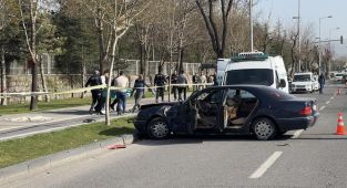 Kayseri'de otomobil ile motosiklet çarpıştı: 1 ölü, 3 yaralı