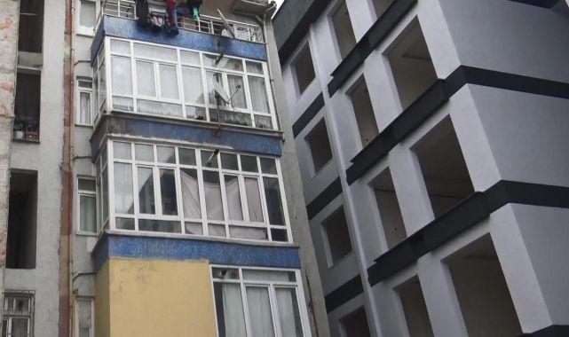 Kiracının kiraya verdiği evde 27 yatak çıktı