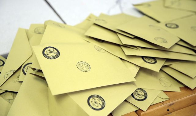 Liderler nerede oy kullanacak?