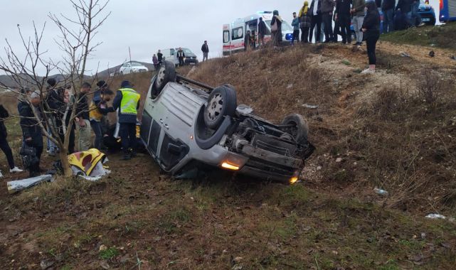 Malatya'da hafif ticari araç devrildi: 7 yaralı
