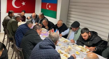 Manisa Azerbaycan Kültür ve Dayanışma Derneği sofra kurdu