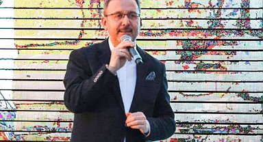 Mehmet Kasapoğlu İzmir'de yoğun bir gündemle haftaya başladı