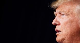 Trump'tan Yüksek Mahkeme'ye dokunulmazlık savunması