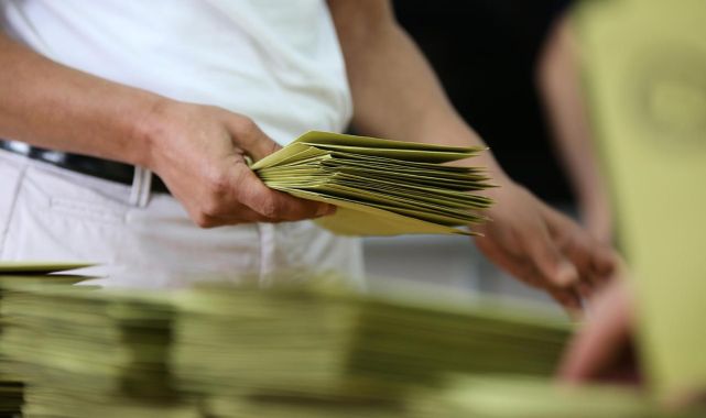 Türkiye bugün sandık başına gidiyor