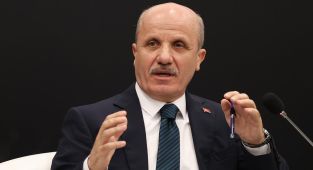 YÖK Başkanı Özvar, Antalya Diplomasi Forumu'nda panelde konuştu
