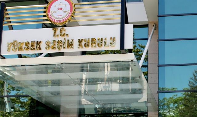 YSK üyeleri deprem bölgesinde