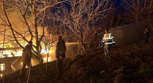 Zonguldak'ta tekstil atölyesi deposunda yangın