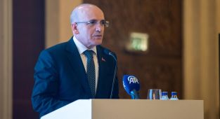 Bakan Şimşek: Cari açıktaki düşüş orta vadeli programımızın çalıştığını gösteriyor