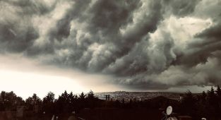 İstanbul için kuvvetli yağış ve fırtına uyarısı