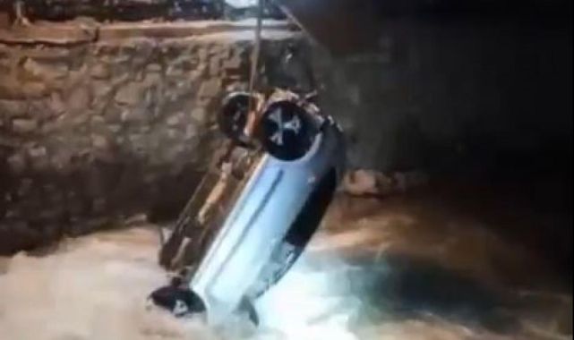 Şırnak'ta kontrolden çıkan otomobil dereye uçtu: 4 ölü, 1 yaralı