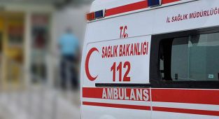 Manisa'da 16 kişi gıda zehirlenmesi şüphesiyle hastaneye başvurdu