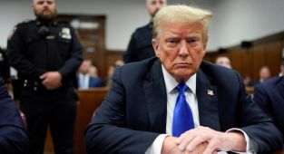 Trump'tan ABD devletine ve New York mahkemesine suçlamalar