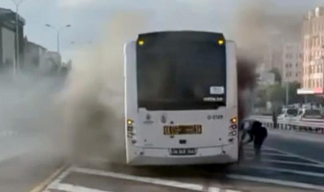 Avcılar'da metrobüste çıkan yangın söndürüldü