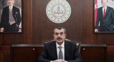 Bakan Tekin'den şehit öğretmen Aybüke için anma