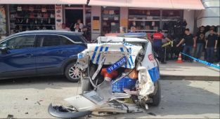 Çorum'da zincirleme kaza: 2'si polis, 3 kişi yaralandı