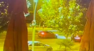 Diyarbakır'da 'dur' ihtarına uymayan alkollü sürücü polisi ağır yaraladı